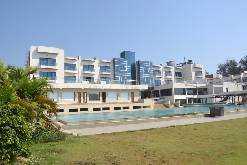 Sea Rock Inn Daman Kültér fotó